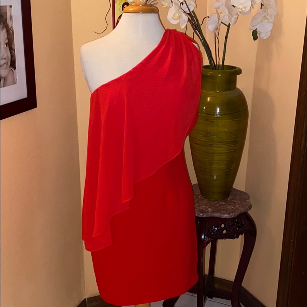 NWT Gianni Bini red one shoulder dress S/M